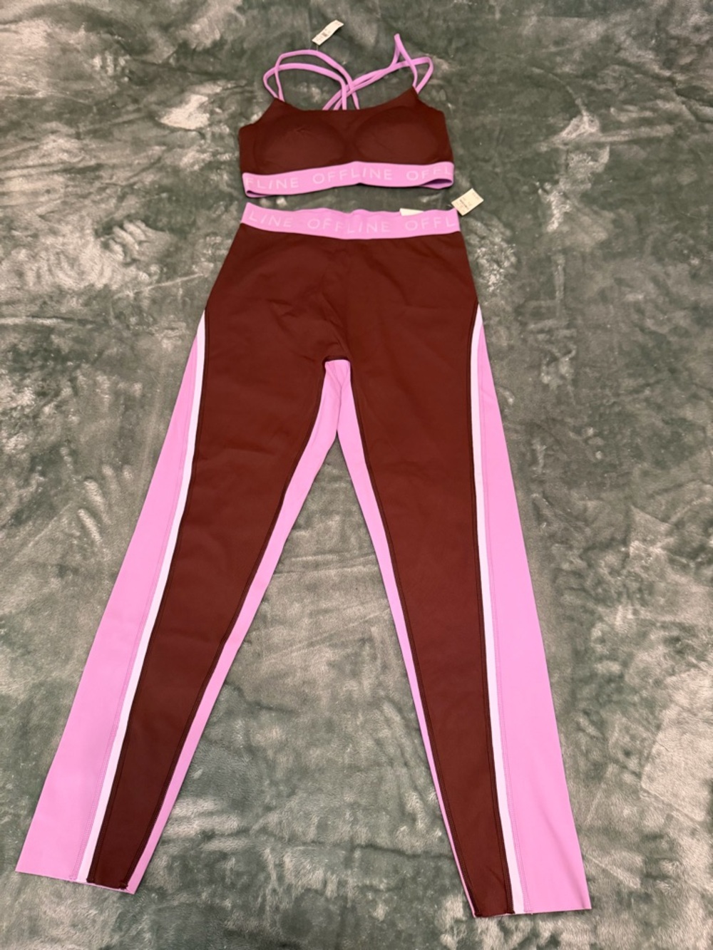 Offline Active Colorblock High-Waist Leggings & Sports Bra Set - Burgundy/Pink